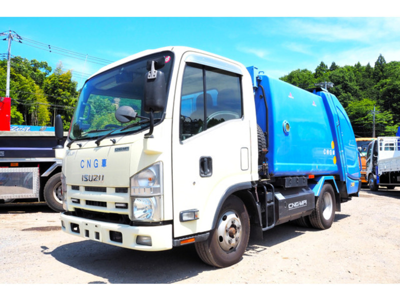 ISUZU　ELF