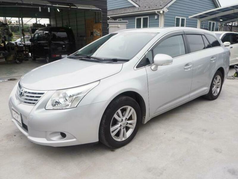 AVENSIS WAGON-7