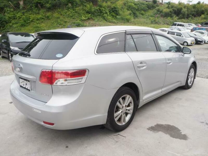 AVENSIS WAGON-3