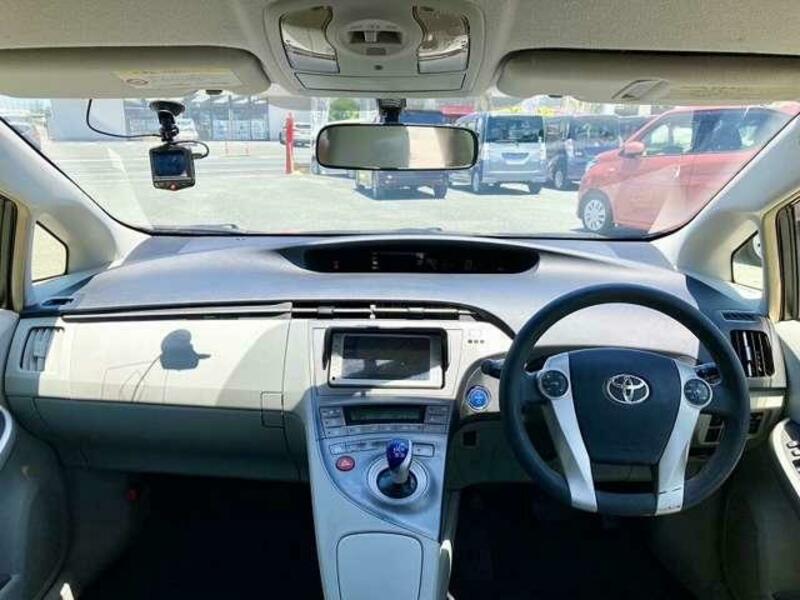 PRIUS-2