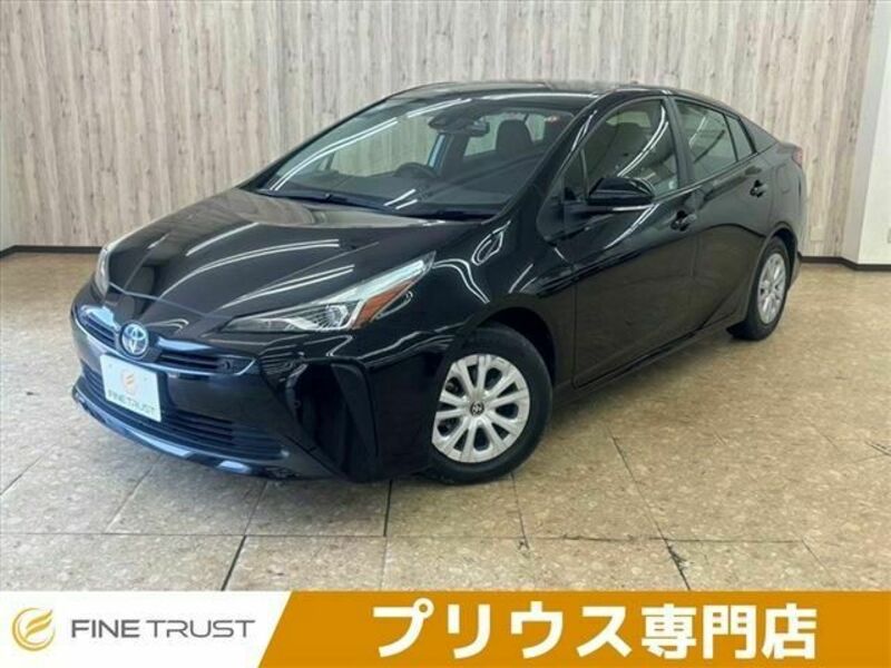 TOYOTA　PRIUS