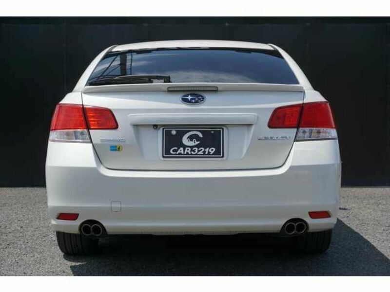 LEGACY B4