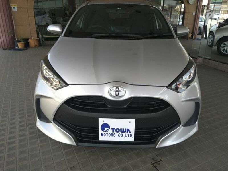 YARIS-4