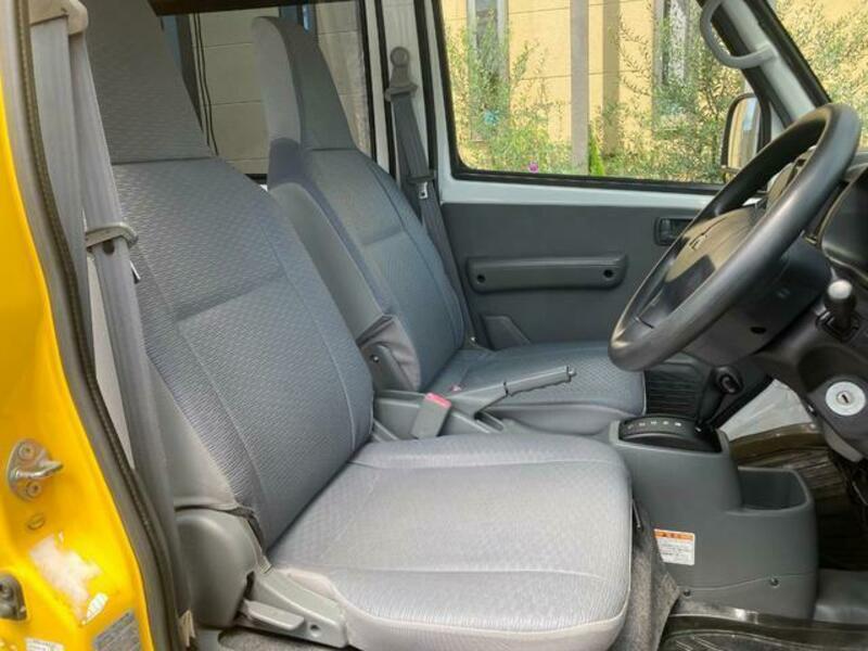MINICAB VAN