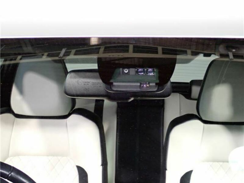 AURIS