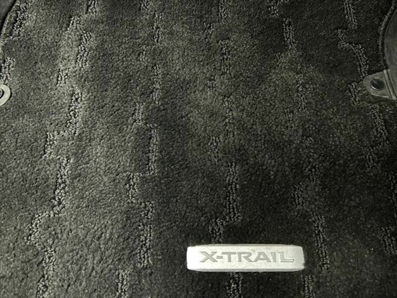 X-TRAIL-47