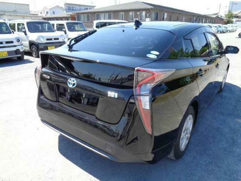 PRIUS-1