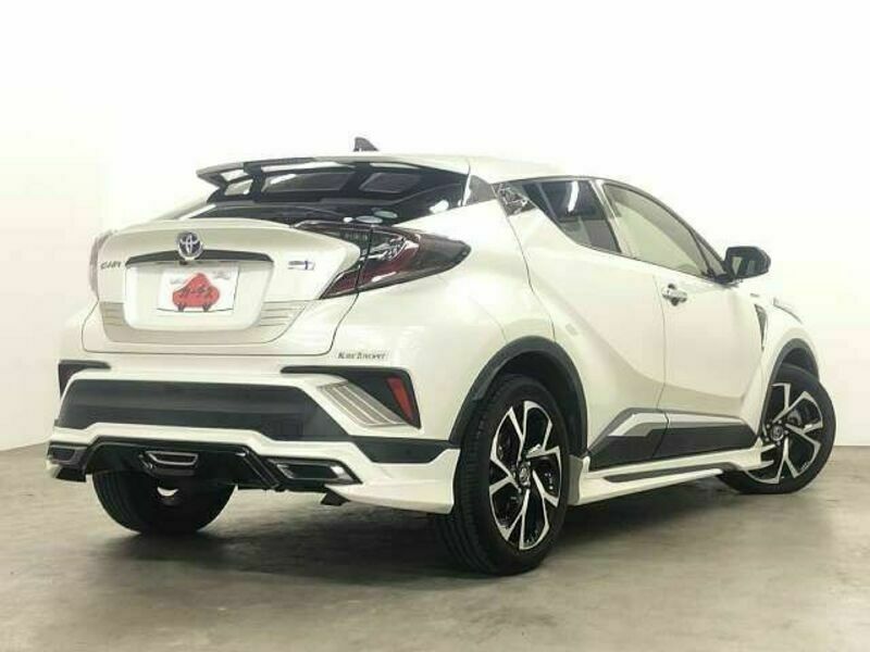 C-HR-2