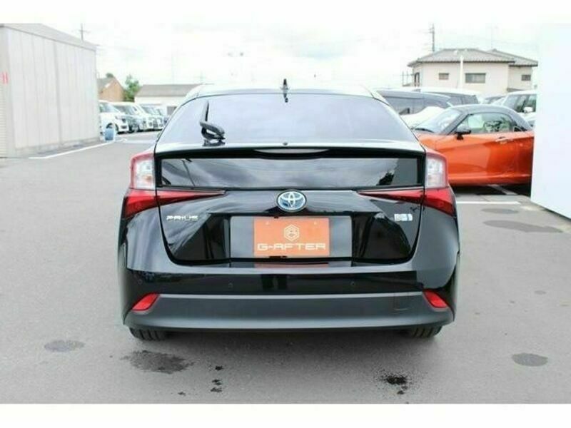 PRIUS-7