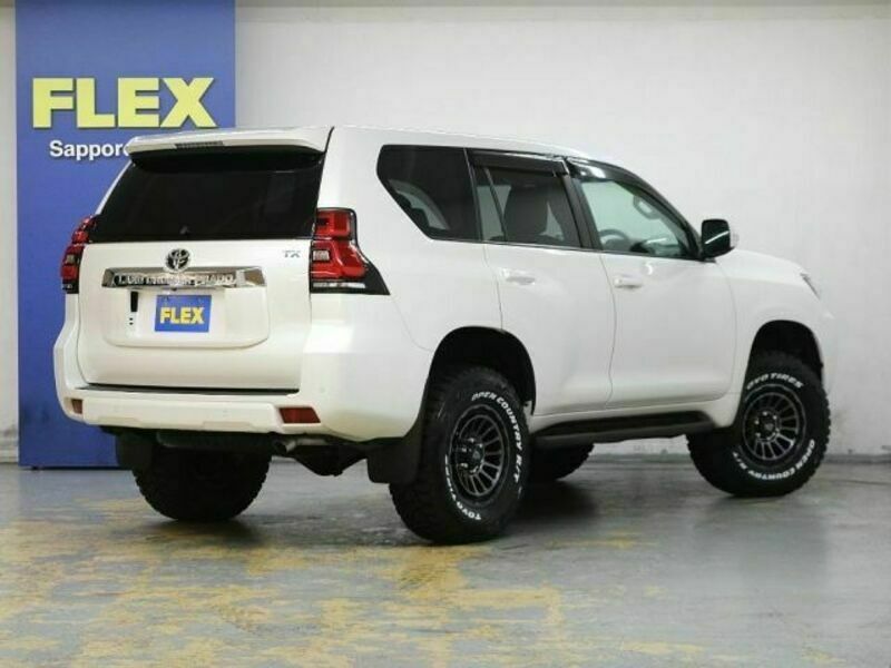 LAND CRUISER PRADO-2