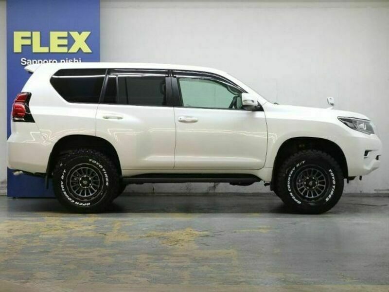 LAND CRUISER PRADO-5