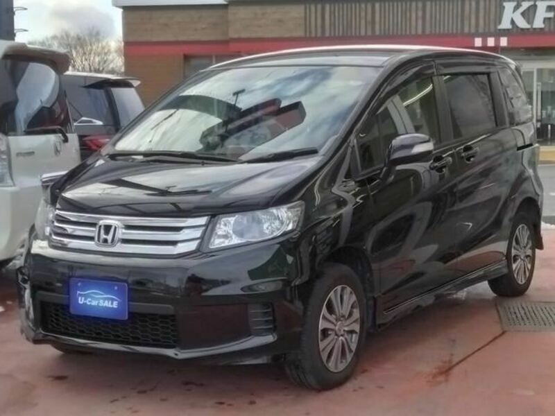 HONDA　FREED SPIKE