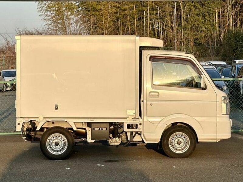 MINICAB TRUCK-9