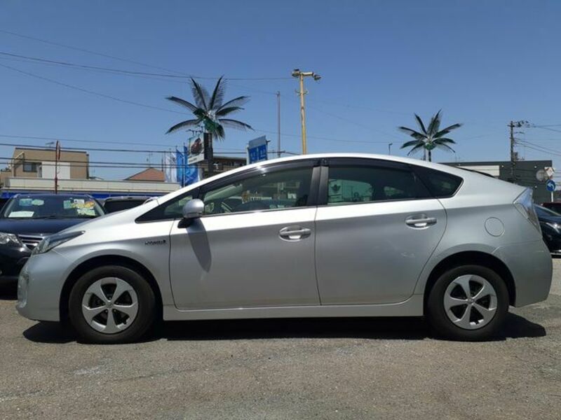 PRIUS-9