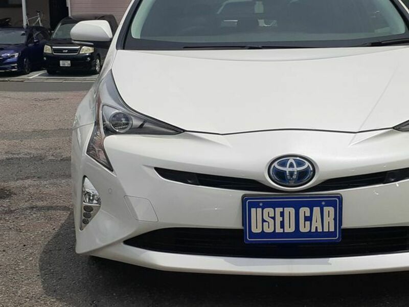 PRIUS-4