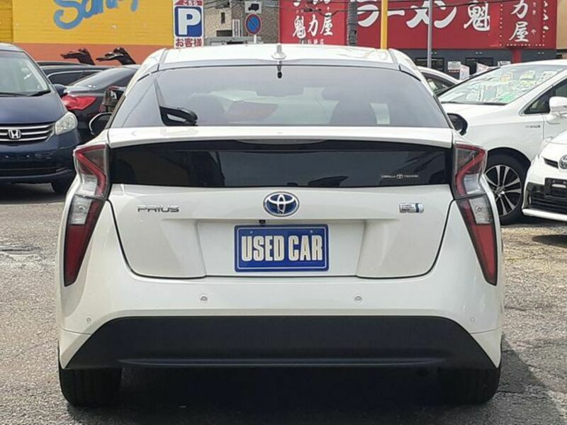 PRIUS-10