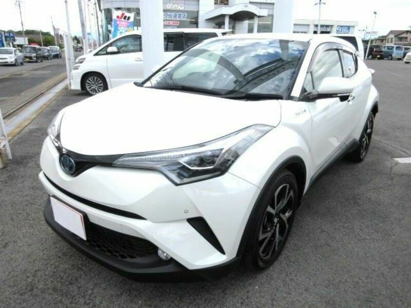 TOYOTA　C-HR