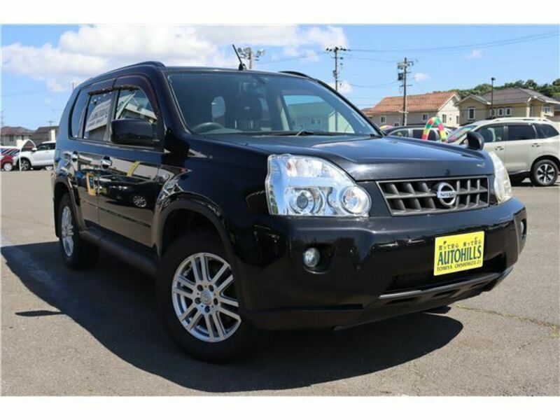 NISSAN　X-TRAIL