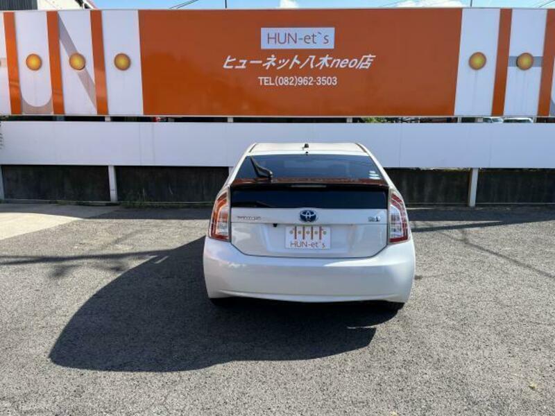 PRIUS-3