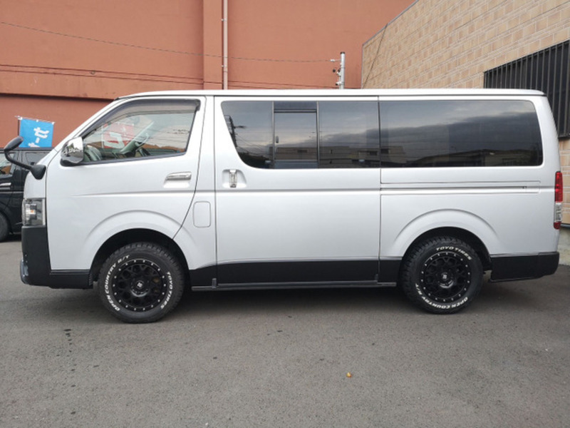 HIACE VAN-10