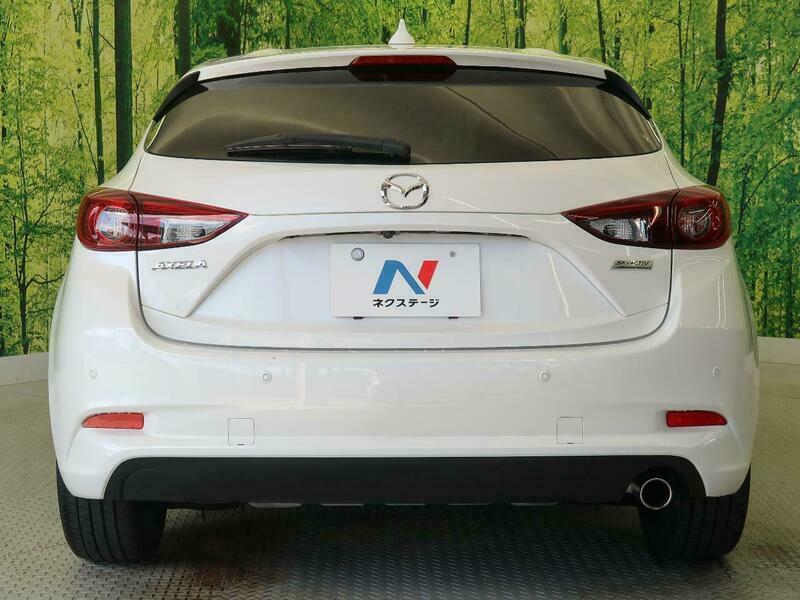 Axela Sport