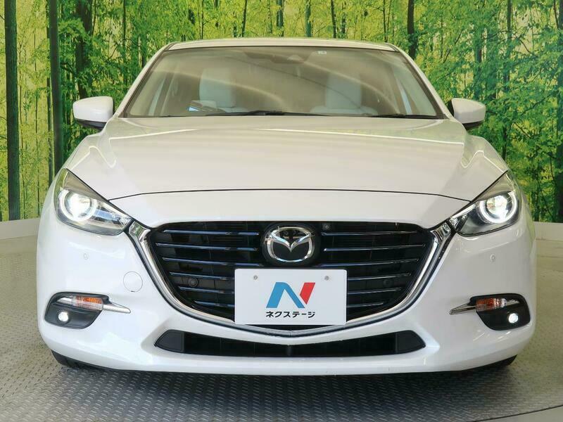 Axela Sport