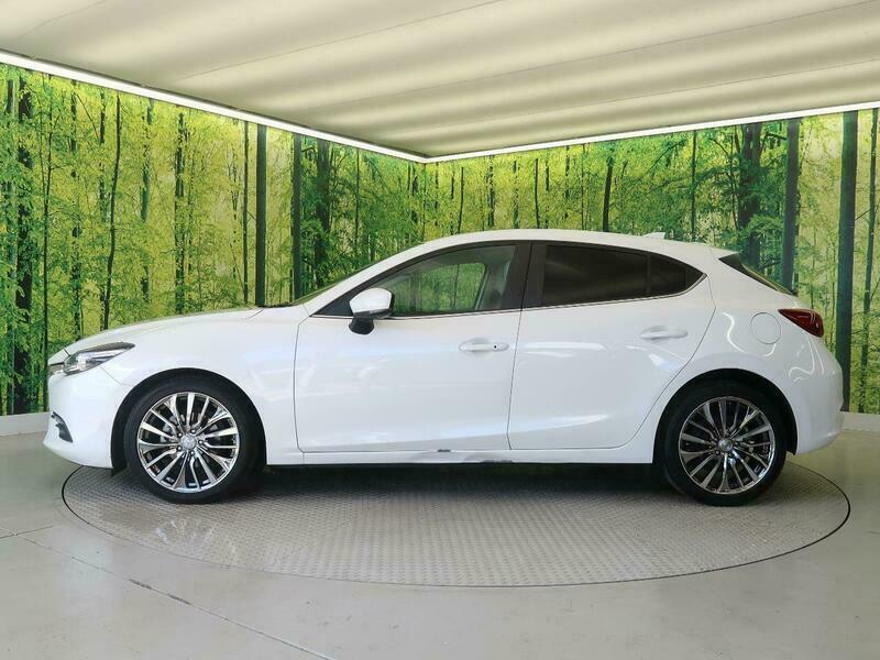 Axela Sport