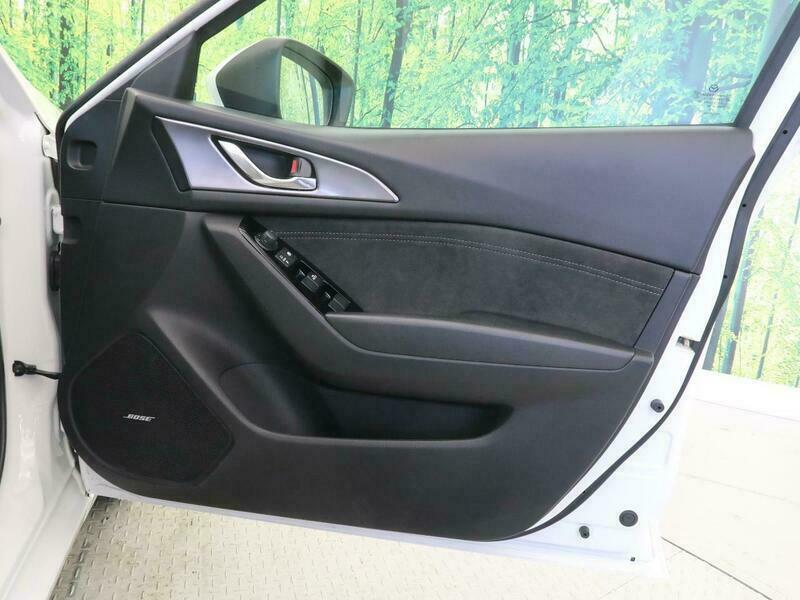 Axela Sport