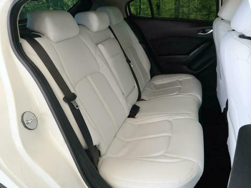 Axela Sport