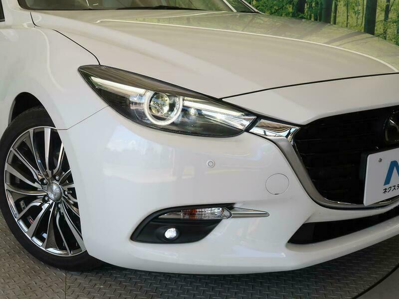 Axela Sport