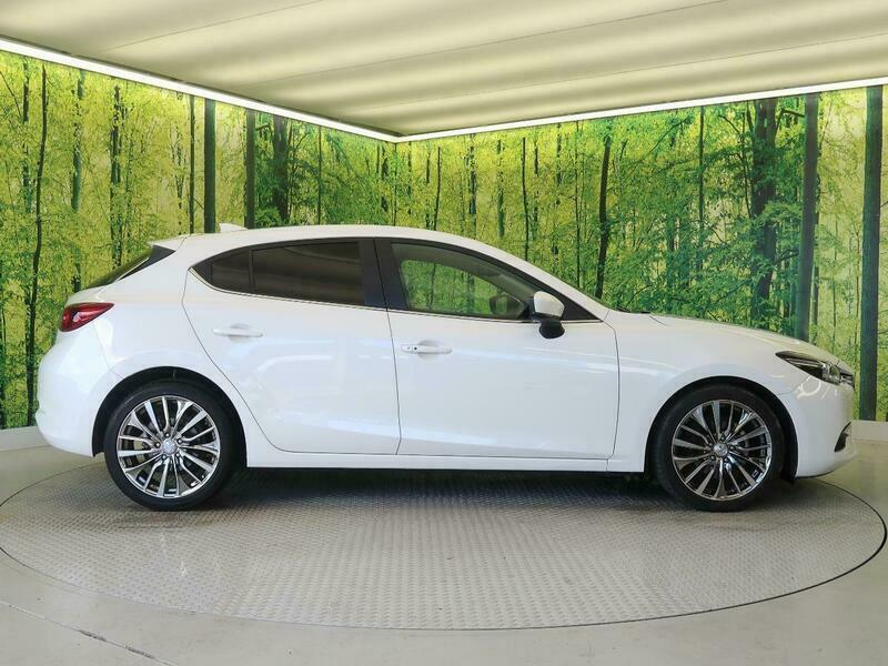 Axela Sport