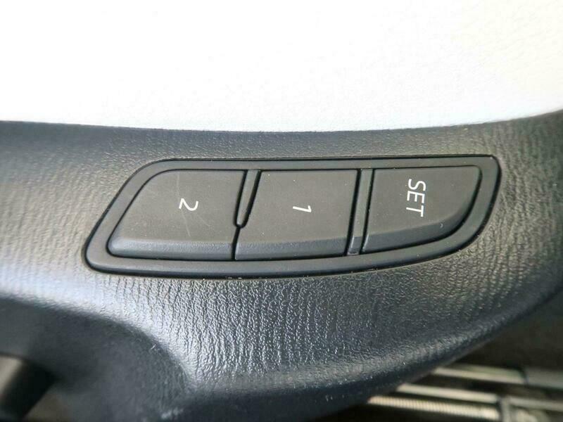 Axela Sport