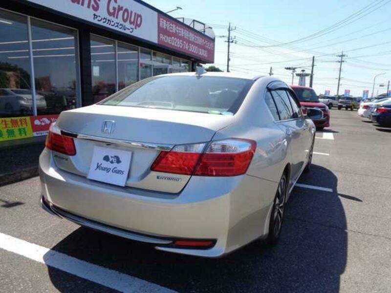 ACCORD HYBRID-6