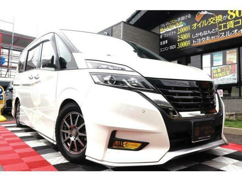 NISSAN　SERENA