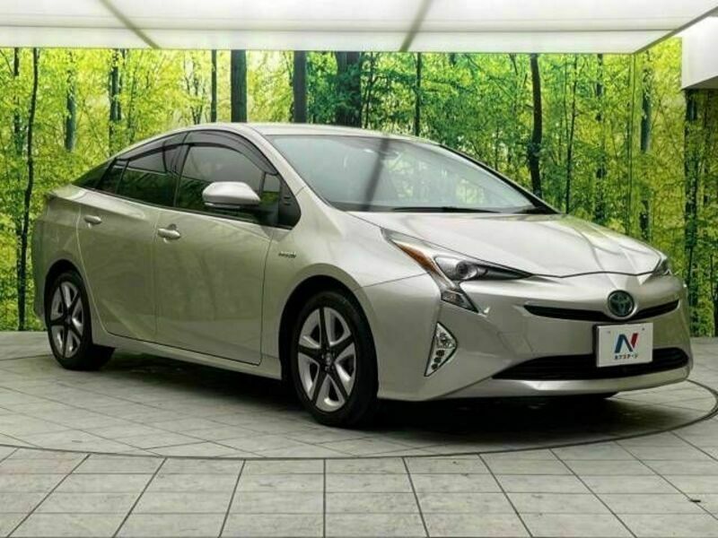 PRIUS-16