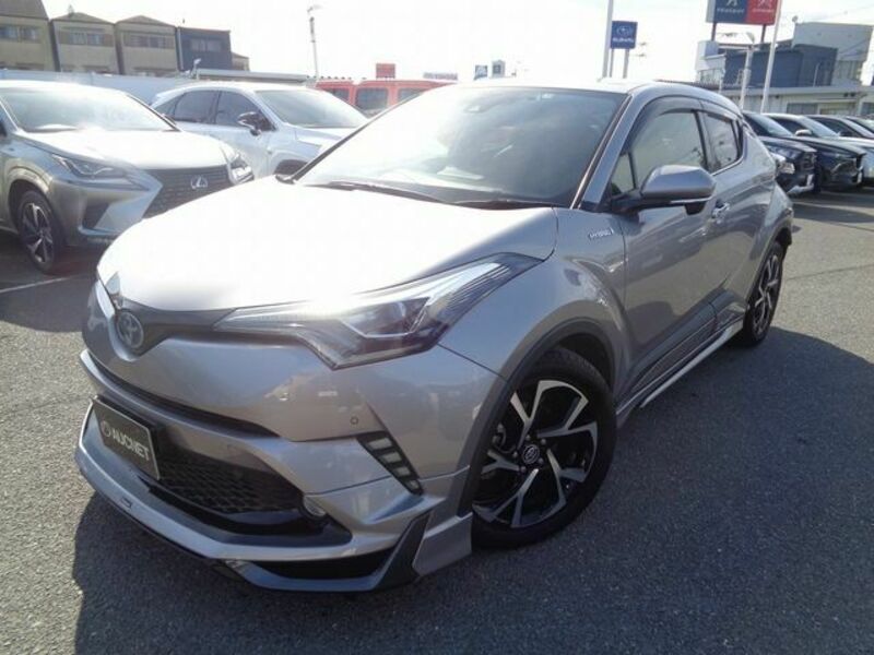 TOYOTA　C-HR