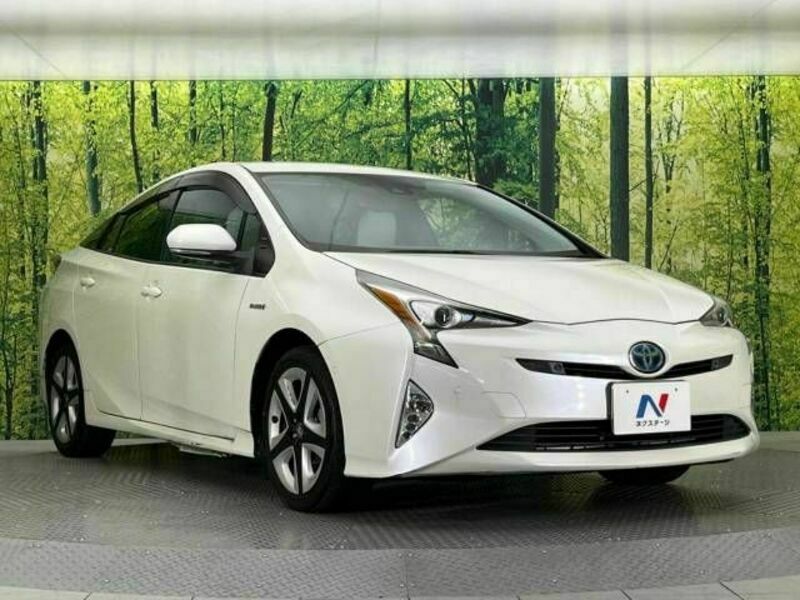 PRIUS-16