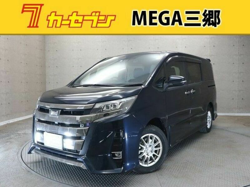 TOYOTA　NOAH