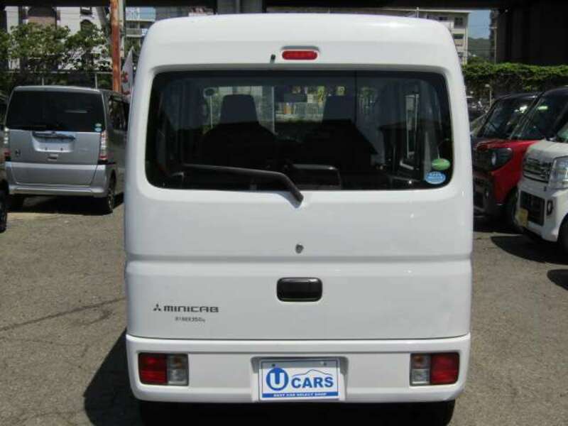 MINICAB VAN-8