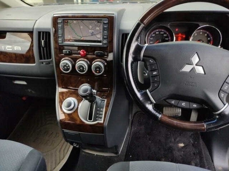 DELICA D5