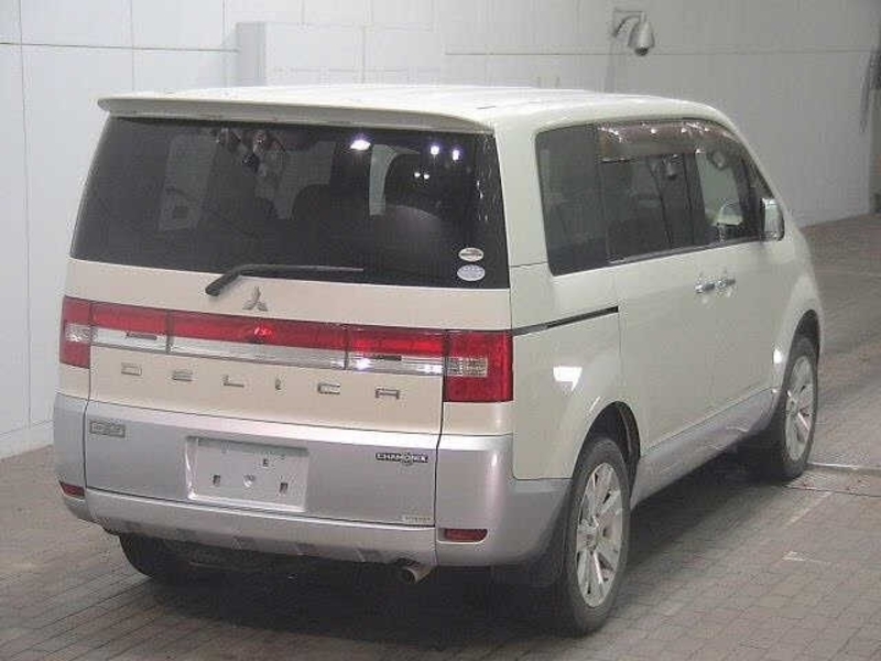 DELICA D5