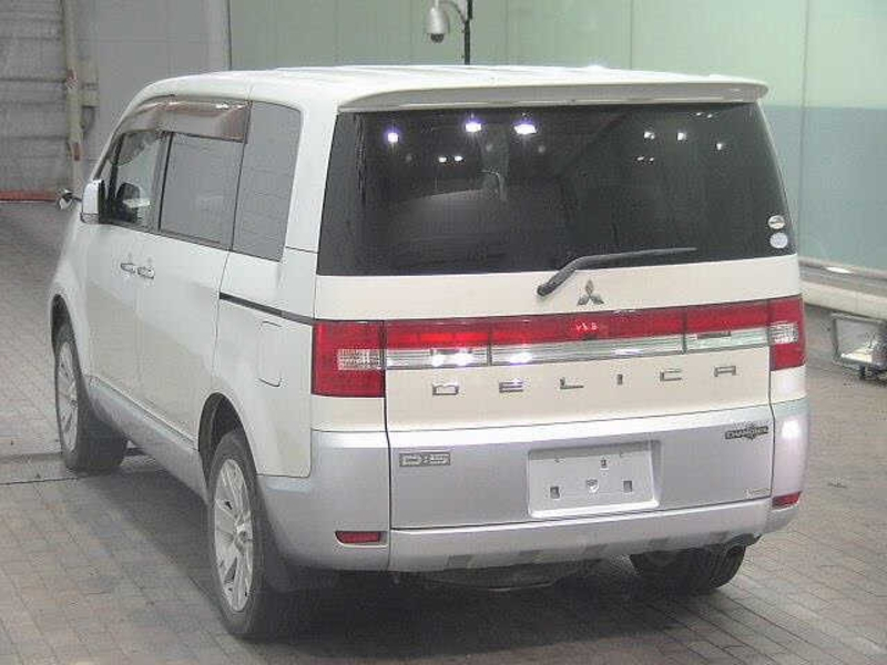 DELICA D5