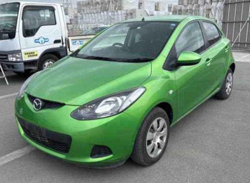 MAZDA　DEMIO