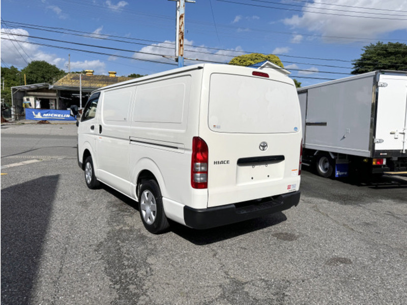 HIACE VAN-3