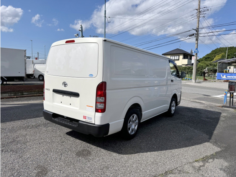 HIACE VAN-2