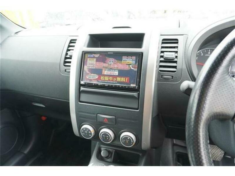 X-TRAIL-2