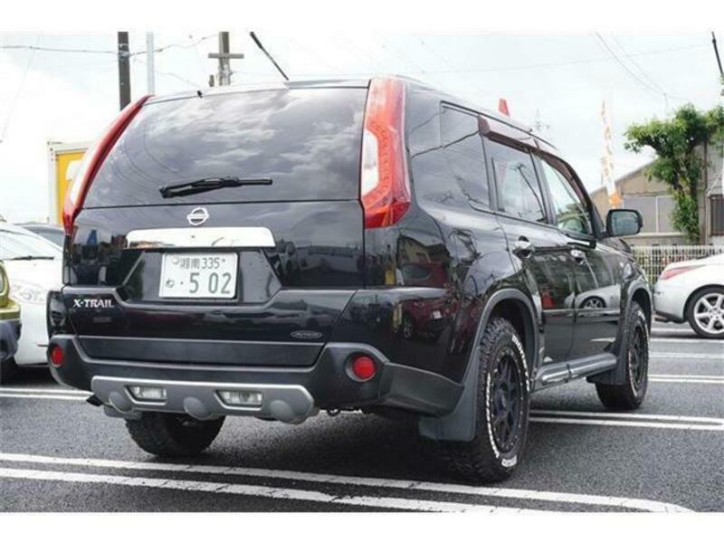 X-TRAIL-1