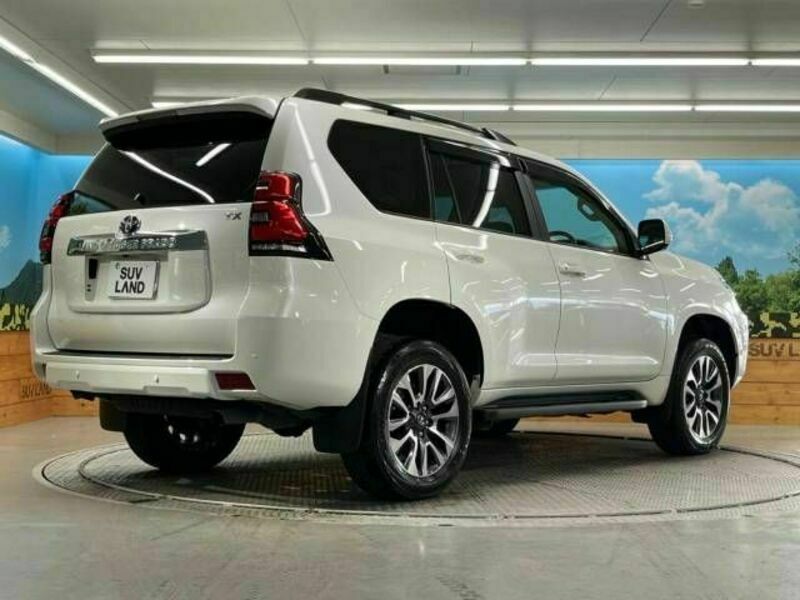 LAND CRUISER PRADO-11