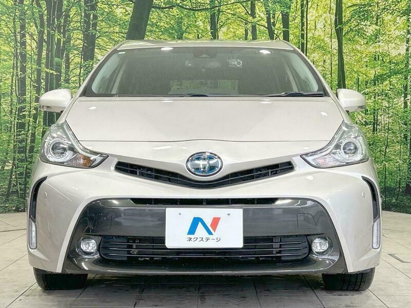 PRIUS ALPHA