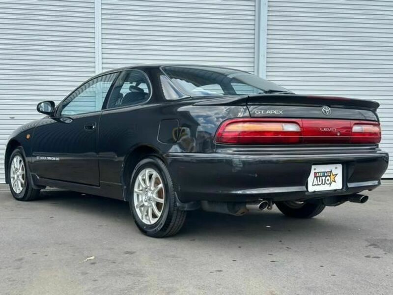 COROLLA LEVIN